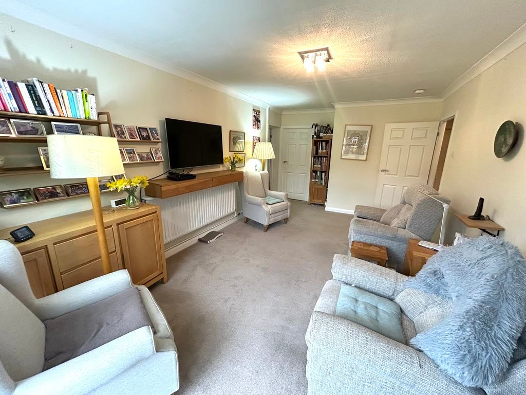 Property photo 3 of 10 Photo 7