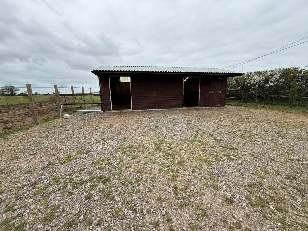 Property photo 1 of 15 Stables