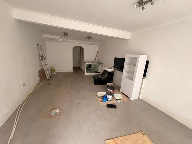 Property photo 3 of 4 Shop.Jpg