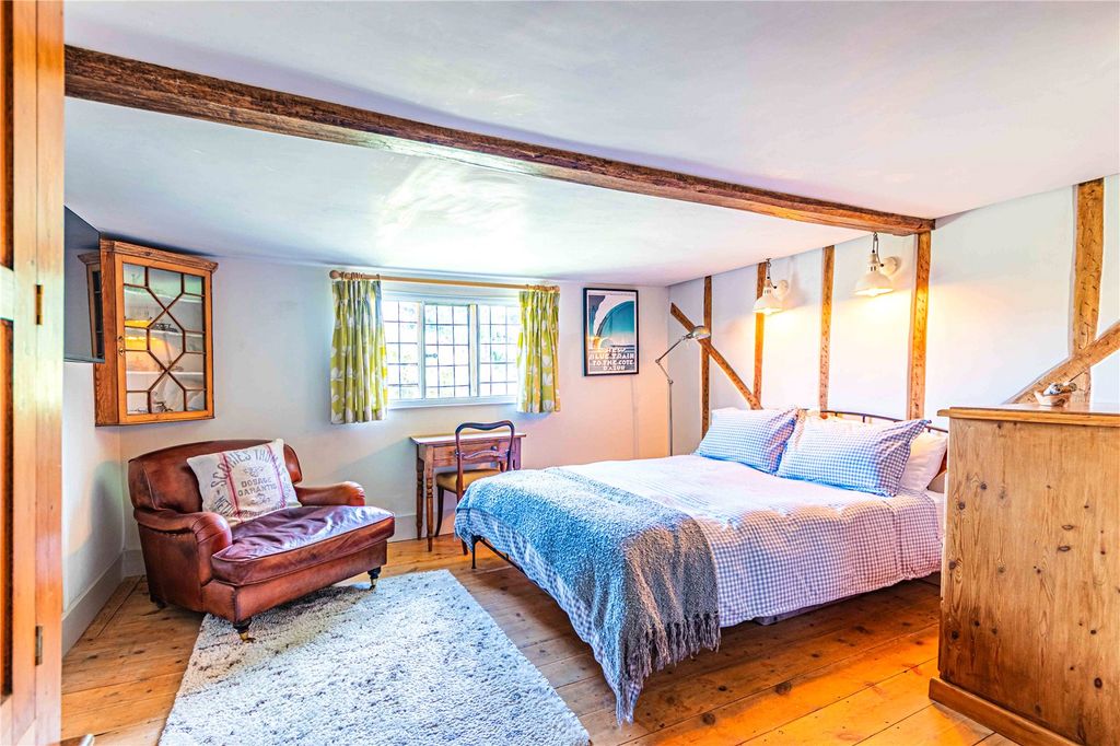 Property photo 3 of 38 Picture No. 97