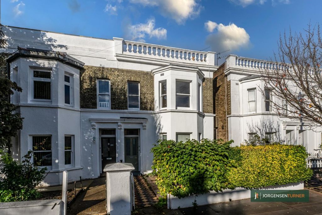 Property photo 1 of 10 Saint Elmo Road 20 Fff-013 Lr - Jt.Jpg