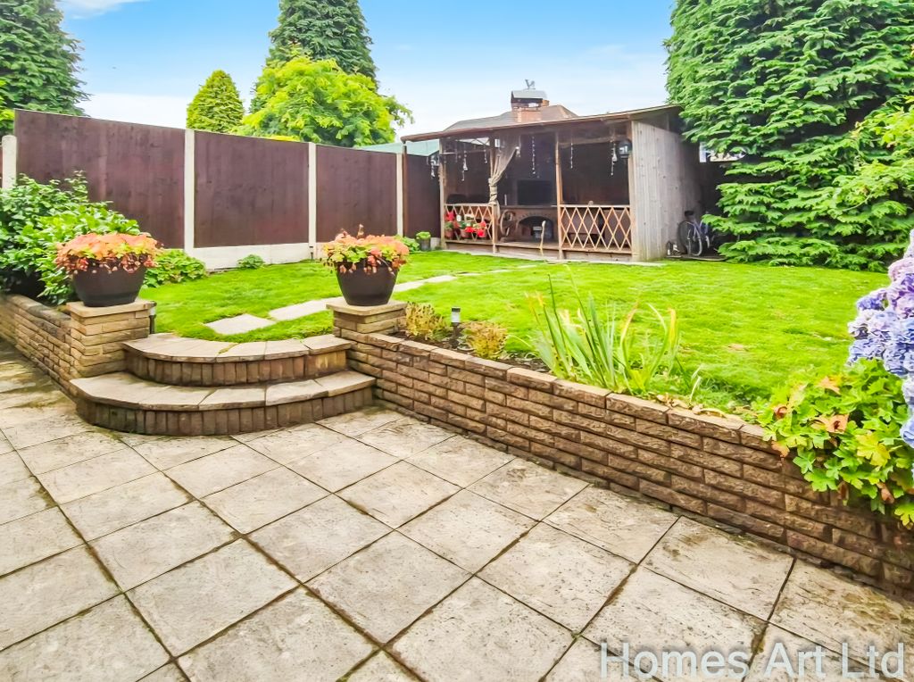 Property photo 2 of 14