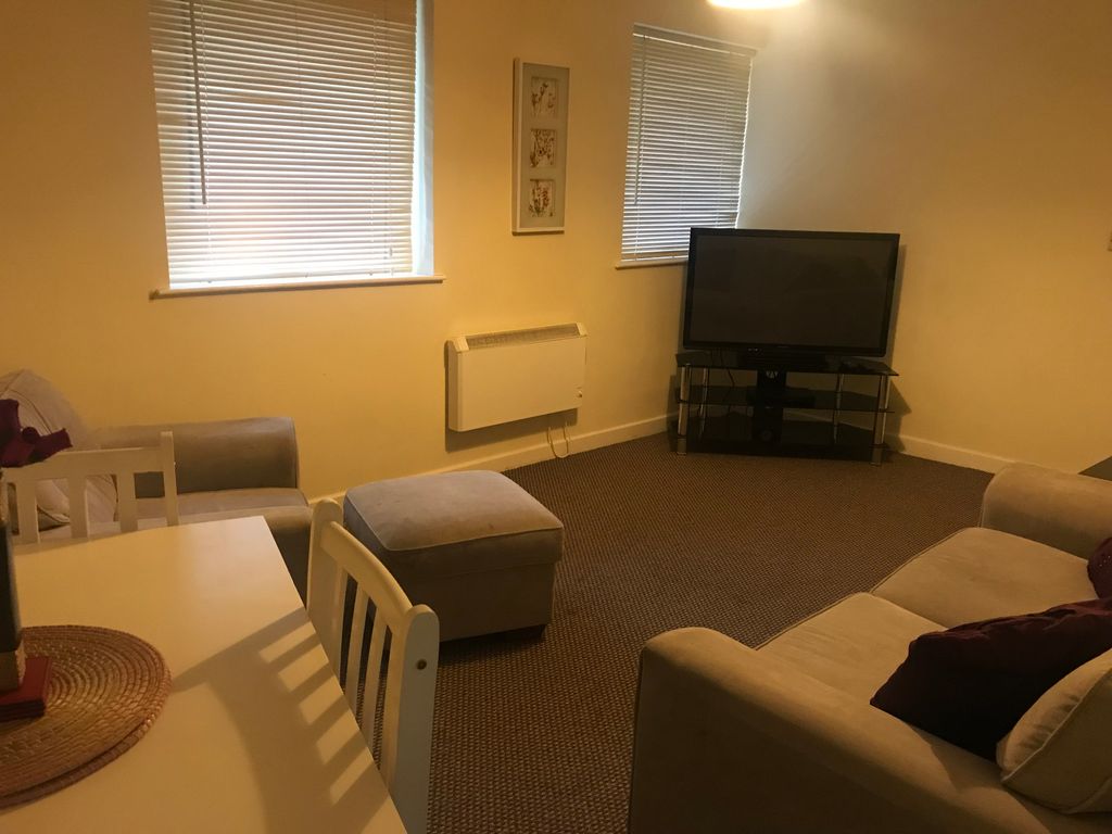 Property photo 2 of 6