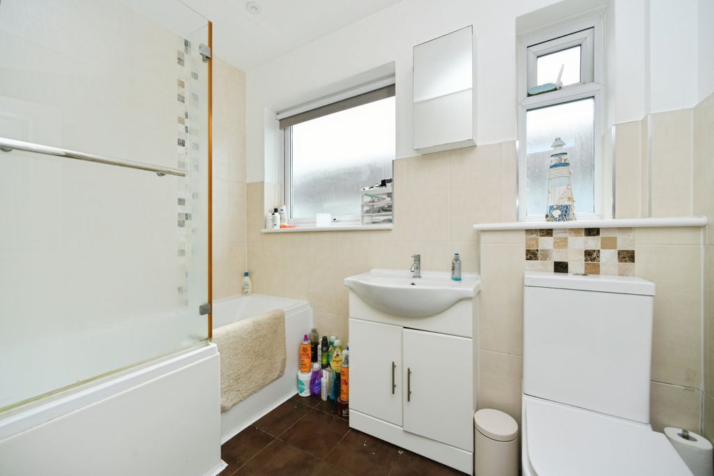 Additional image 13 of 4 bed semi-detached bungalow for saleThe Promenade, Peacehaven BN10