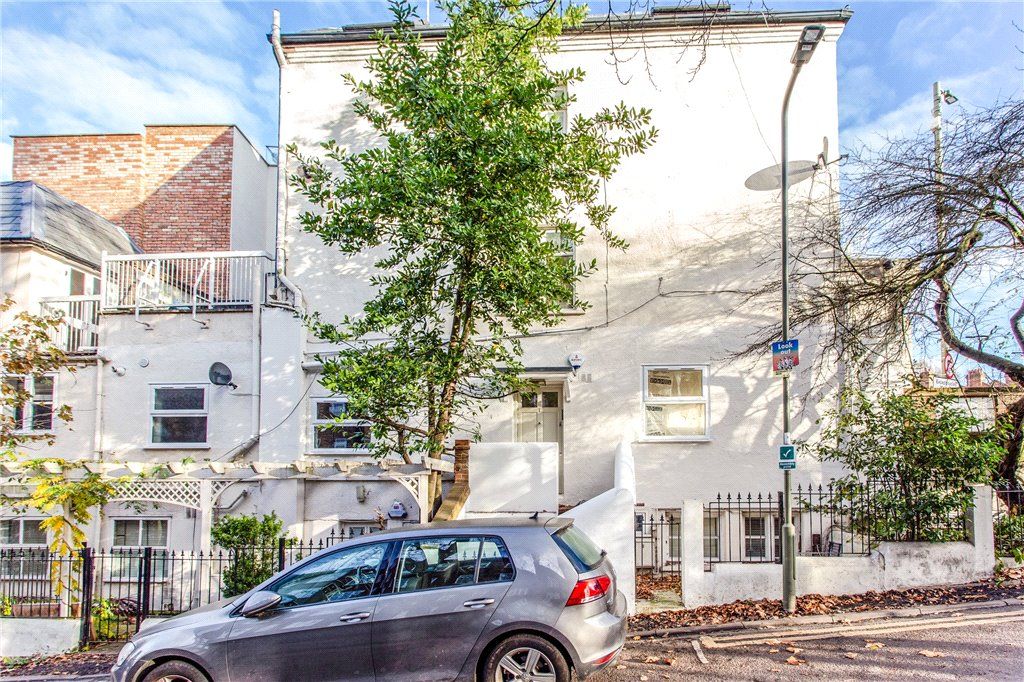 Property photo 2 of 9 Picture No. 10