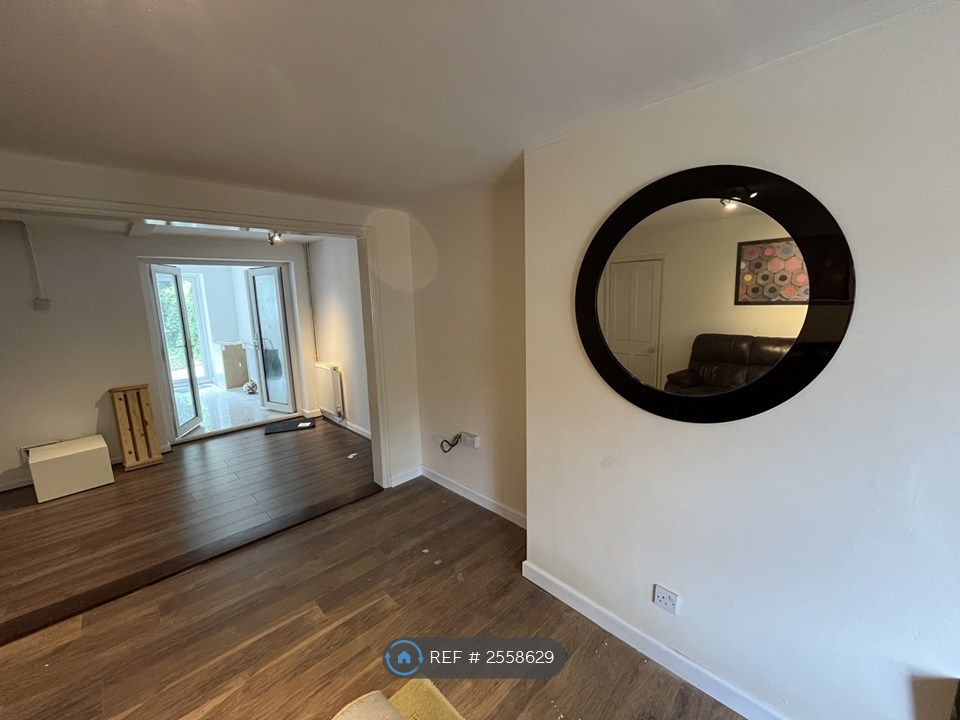 Property photo 3 of 8 Living Room