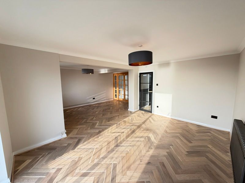 Property photo 3 of 17 Dining Room