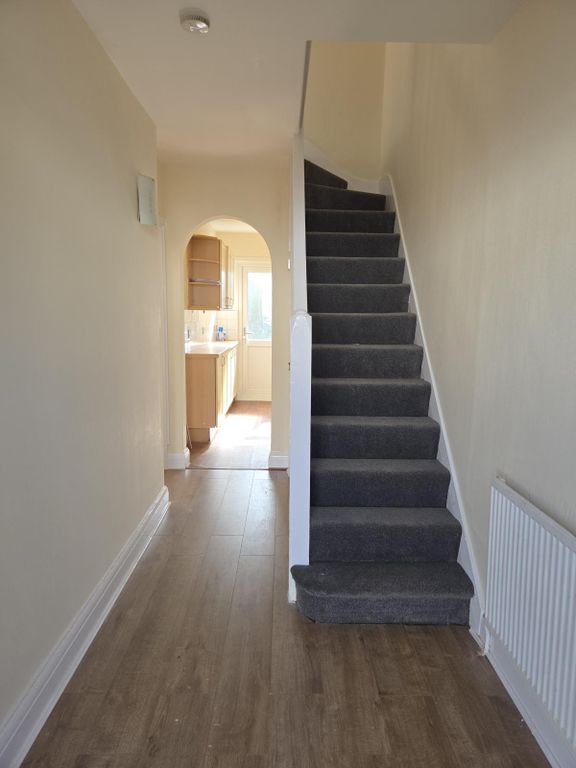 Property photo 2 of 11 Gallery
