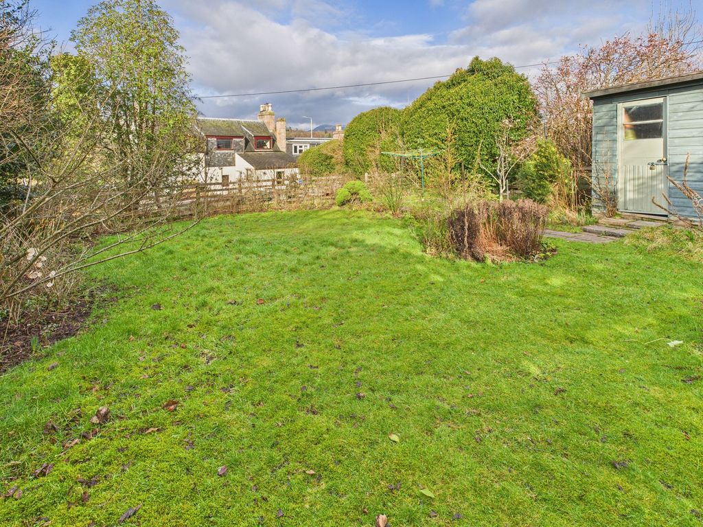 Property photo 2 of 22