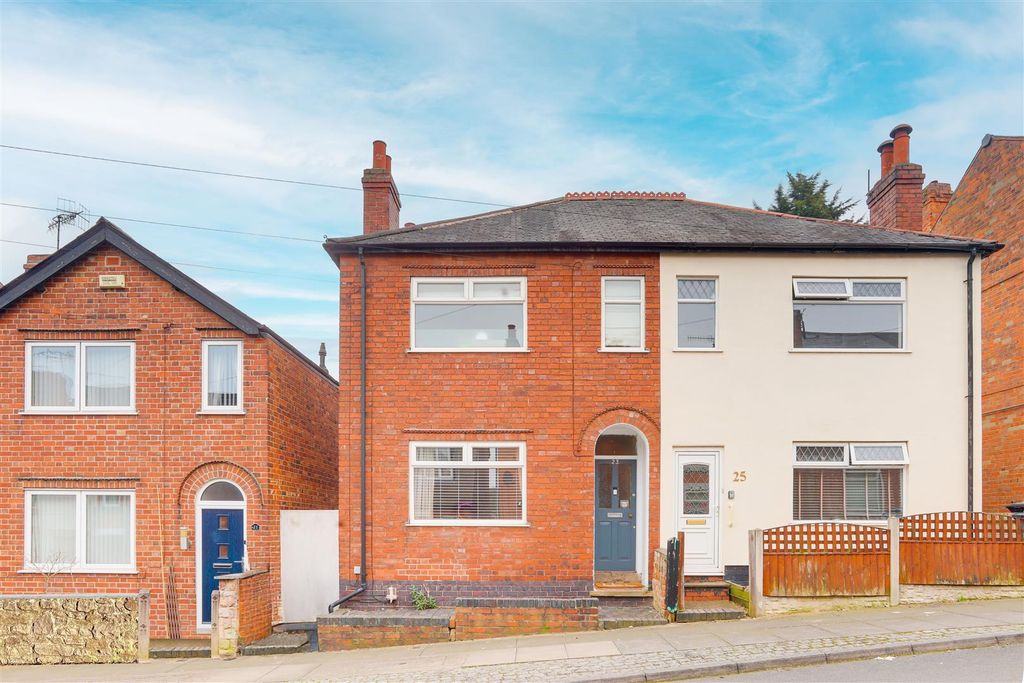 Property photo 1 of 18 4302.Jpg