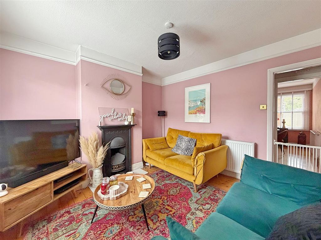 Property photo 2 of 16 Img_9813.Jpg