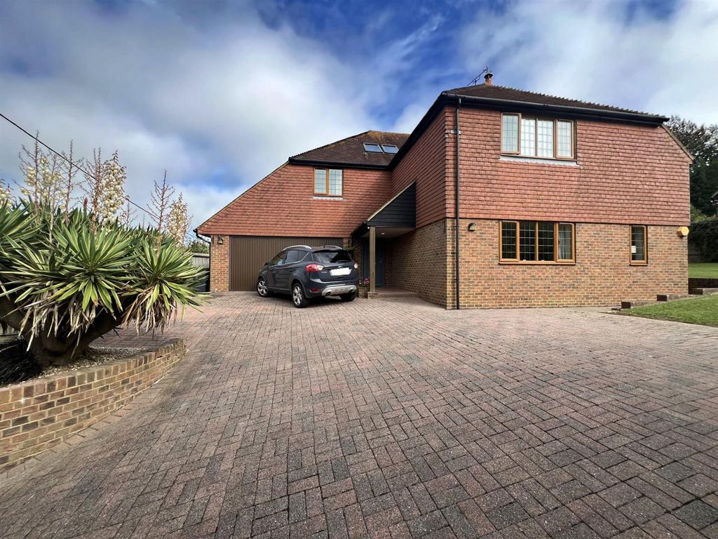 Property photo 1 of 30