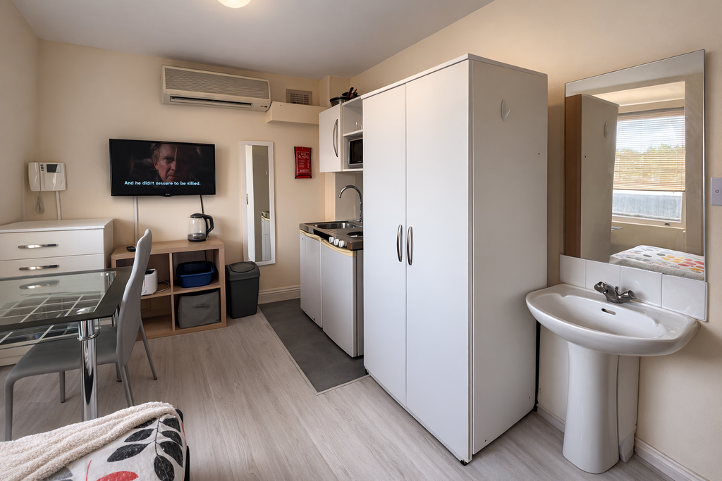 Property photo 3 of 9