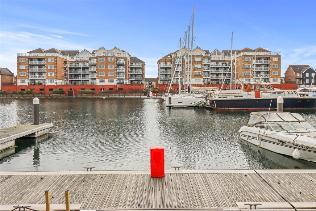 Property photo 2 of 46 Img_0826.Jpg