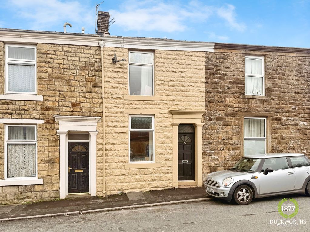 Property photo 2 of 18