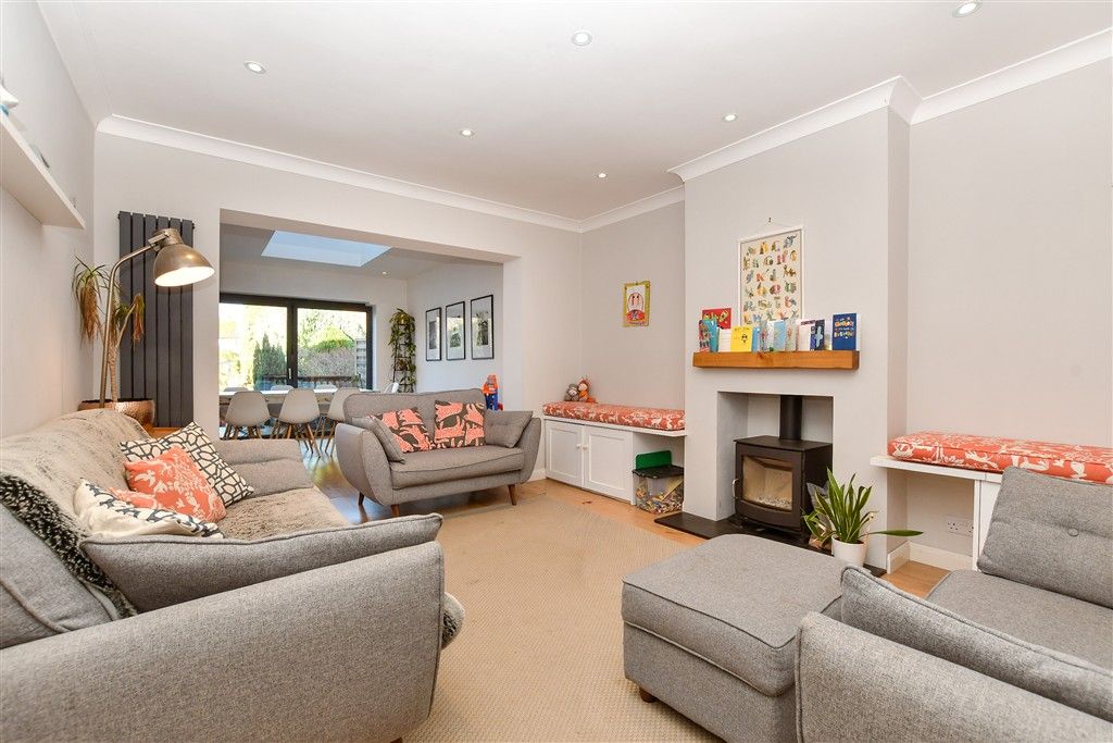 Property photo 3 of 20 Family Area