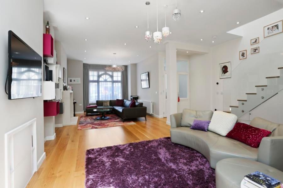 Property photo 2 of 13