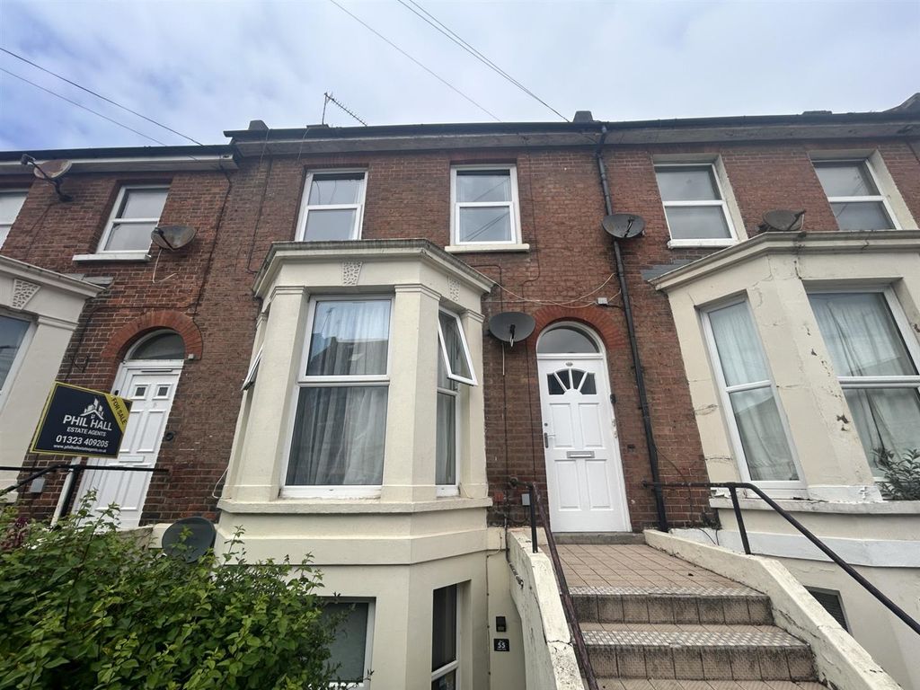 Property photo 1 of 7 01323 438506