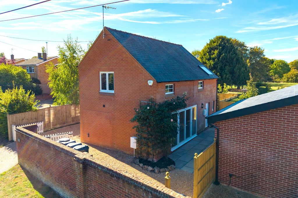 Property photo 2 of 14