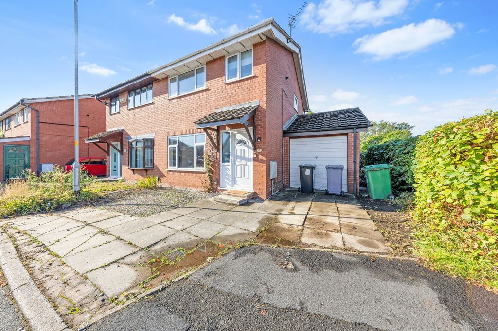 Property photo 1 of 21