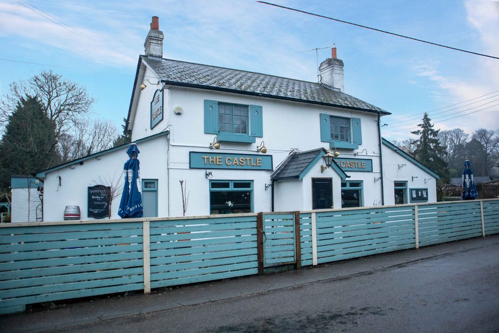 Property photo 1 of 13