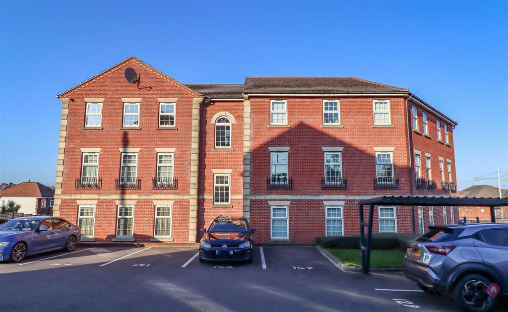 Property photo 1 of 12 Img_2890.Jpg