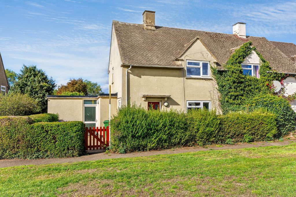 Property photo 1 of 18 8 Myers Close, Charlton, Banbury Ox17 3Dw