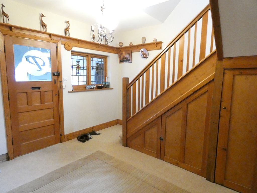Property photo 3 of 24