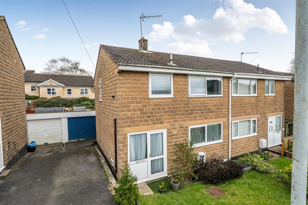 Property photo 1 of 15 Front