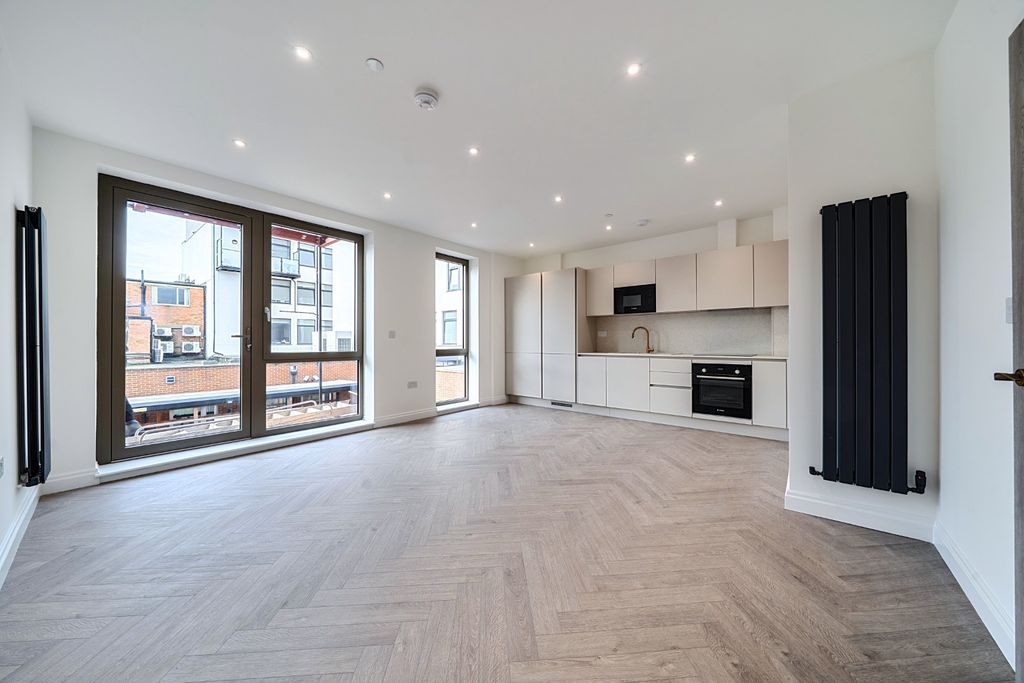 Property photo 1 of 9 5595830