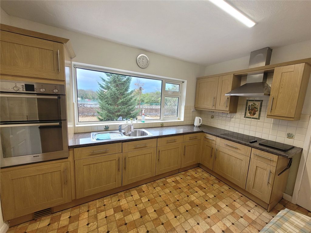 Property photo 3 of 19 Picture No. 36