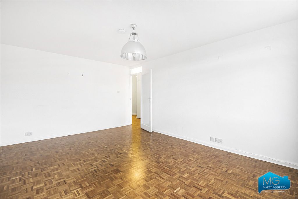 Property photo 3 of 8 Picture No. 03