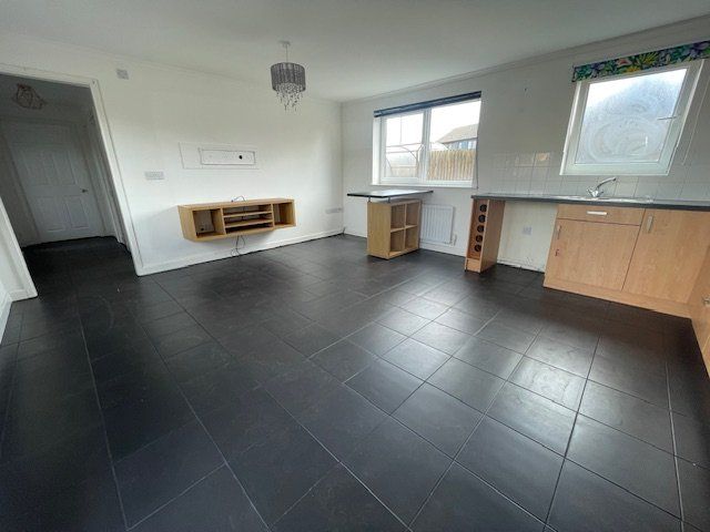 Property photo 3 of 5 Gallery