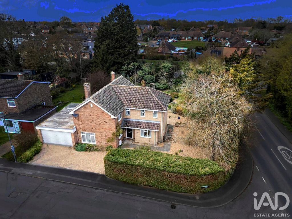 Property photo 2 of 50