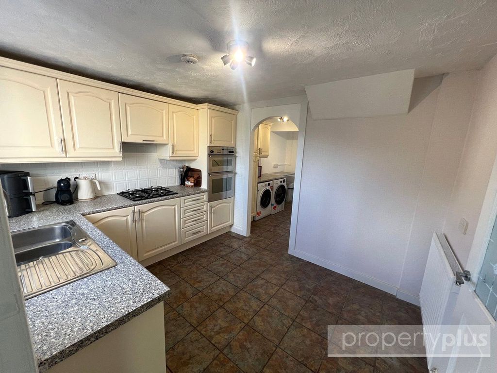 Property photo 3 of 14 Picture No. 09