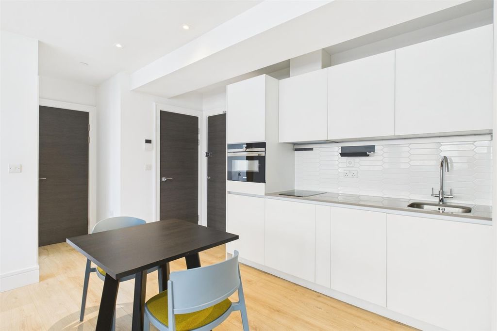Property photo 3 of 13 3.Jpg