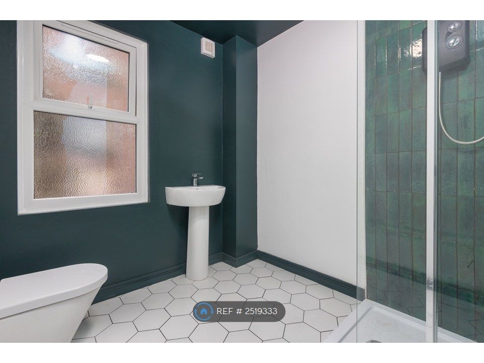 Property photo 3 of 6 Bathroom