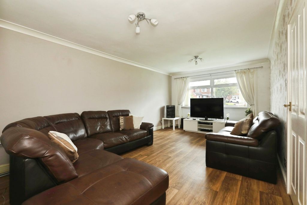 Property photo 2 of 19 Pbox-Img.Jpg