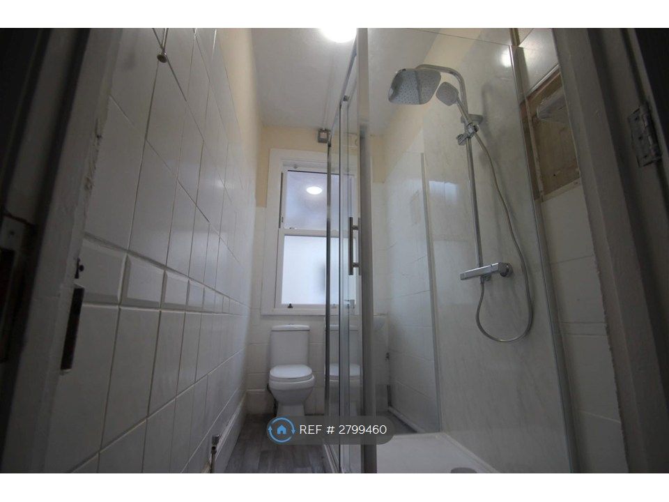 Property photo 3 of 25