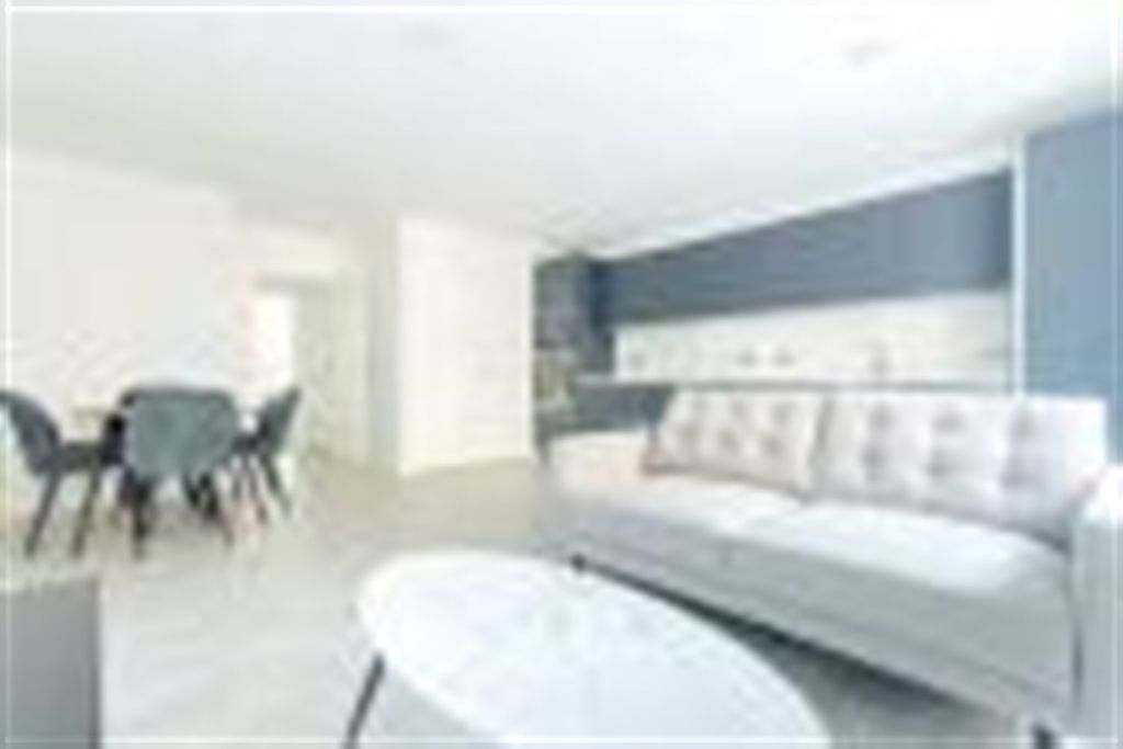 Property photo 1 of 12 (Main)