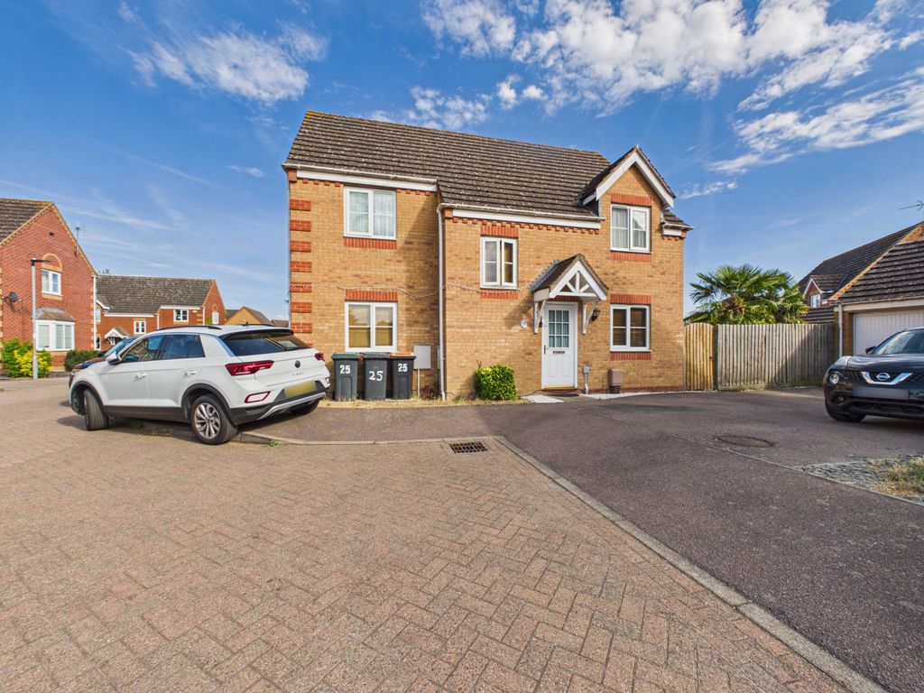 Property photo 1 of 32