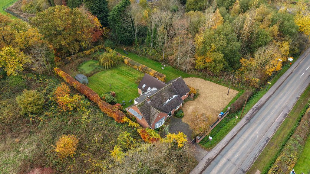 Property photo 1 of 28 External