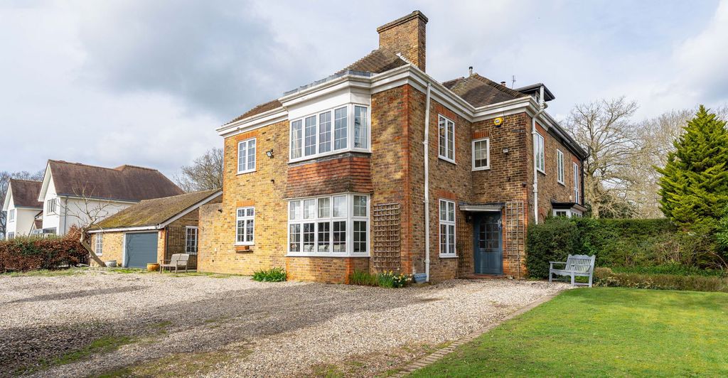 Property photo 1 of 29