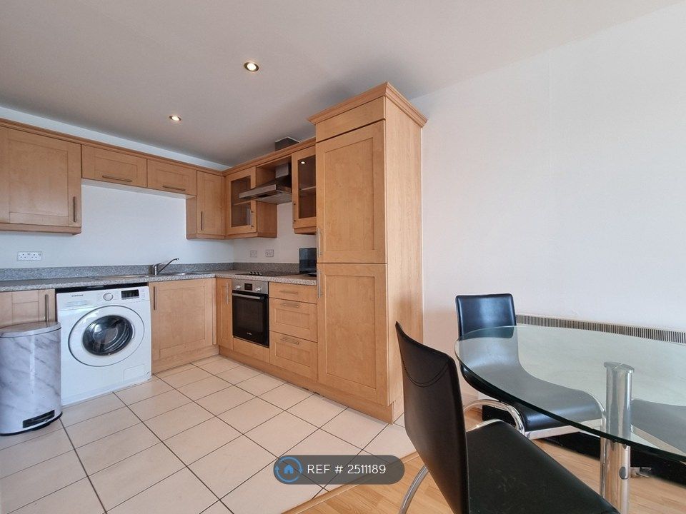 Property photo 3 of 6 Open Plan Kitchen