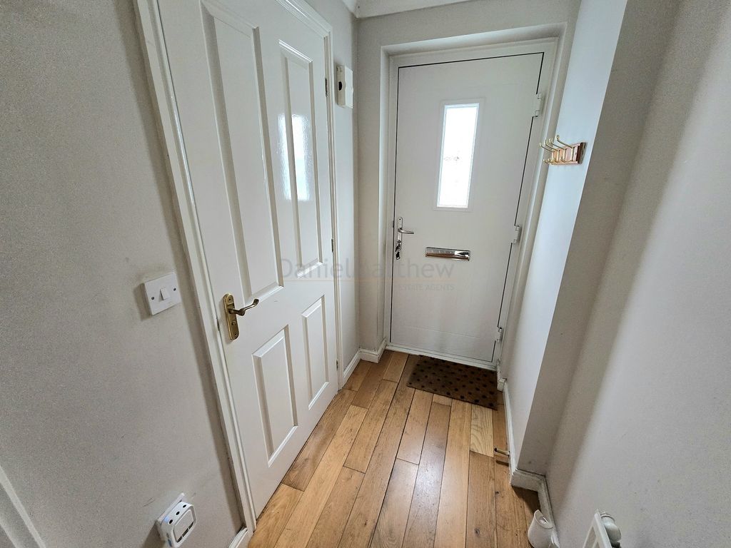 Property photo 2 of 20 Hallway