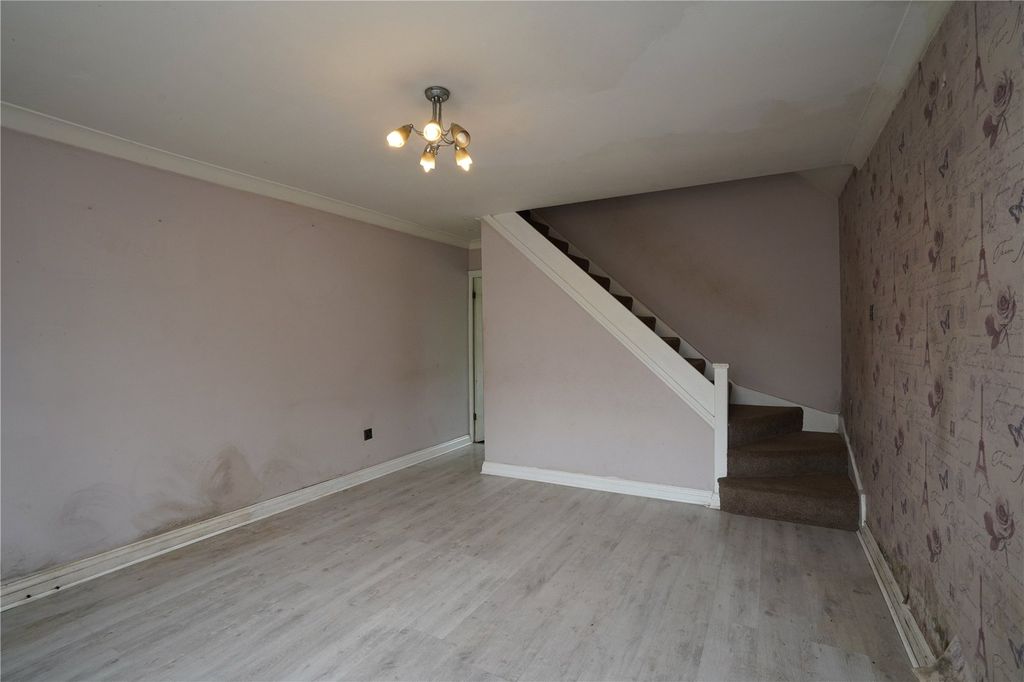 Property photo 3 of 16 Picture No. 25