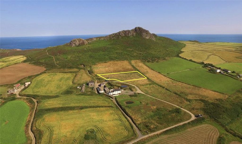 Property photo 2 of 22 Picture No. 27