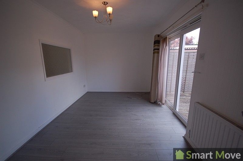Property photo 3 of 14 Dining Room