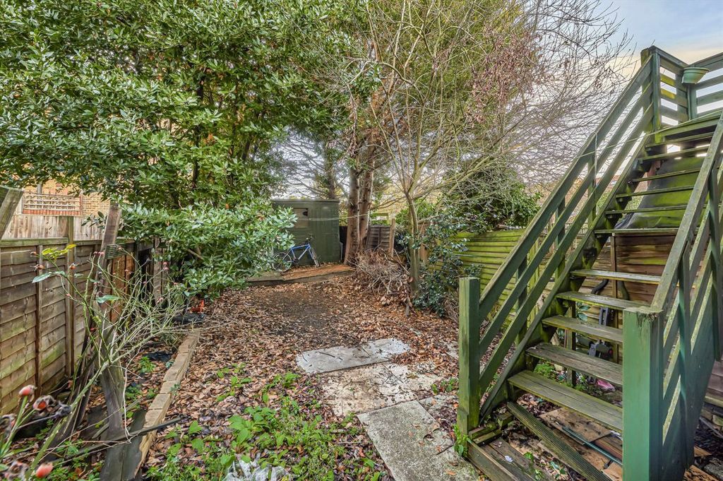 Property photo 3 of 6