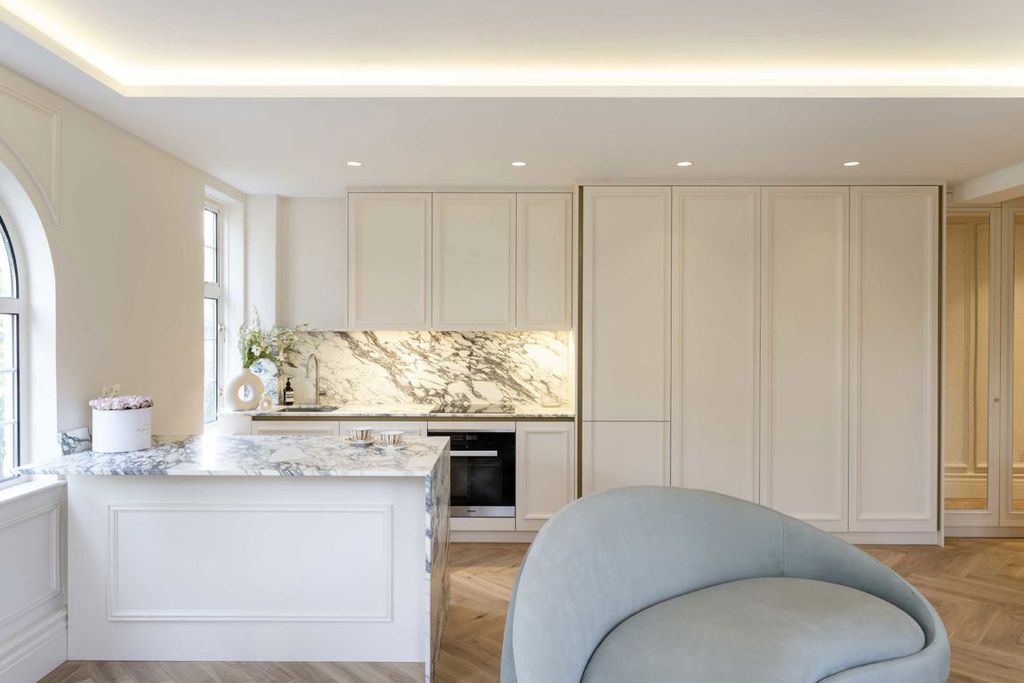 Property photo 2 of 3